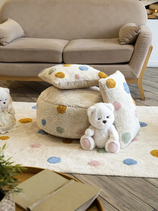 Подушка Lillaland Lovely Dots (40x40 см)